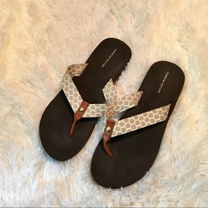 TOMMY HILFIGER SANDALS